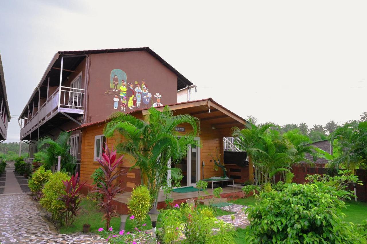 فندق Vedana Retreat أرامبول المظهر الخارجي الصورة