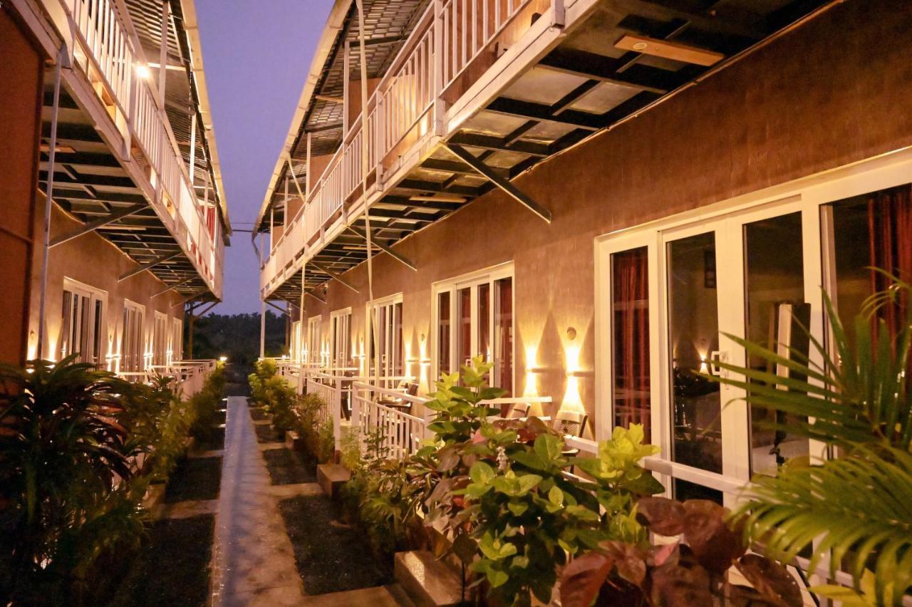 فندق Vedana Retreat أرامبول المظهر الخارجي الصورة