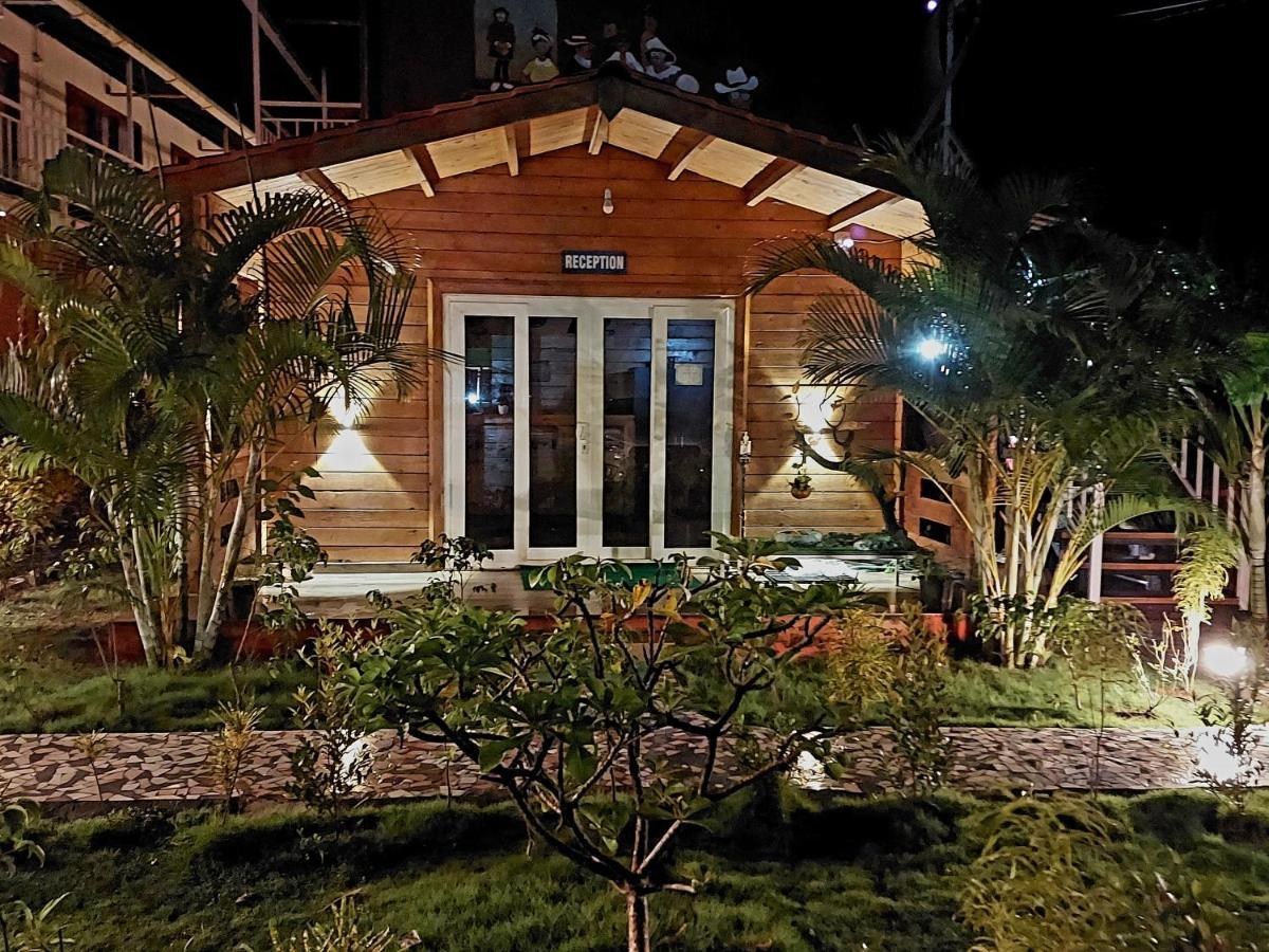 فندق Vedana Retreat أرامبول المظهر الخارجي الصورة
