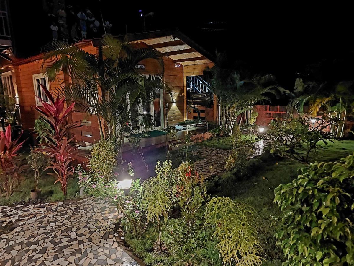 فندق Vedana Retreat أرامبول المظهر الخارجي الصورة